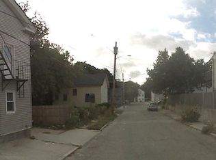 38 Amsterdam St, Providence, RI 02909