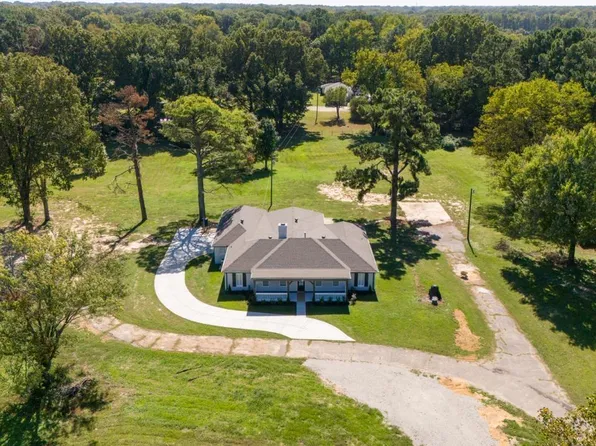 3821 Nail Rd W, Horn Lake, MS 38637