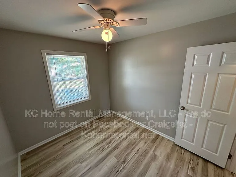 5029 NE 56th Pl — Photo 15