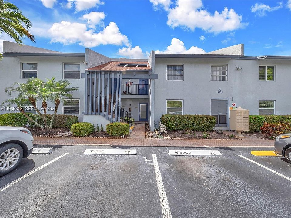 1st image of 14873 Cumberland Dr #1040