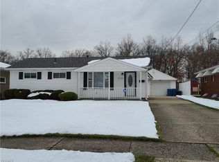 2039 E 37th St, Lorain, OH 44055