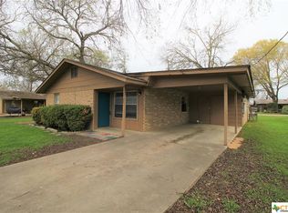 241 Bobolink Dr, New Braunfels, TX 78130