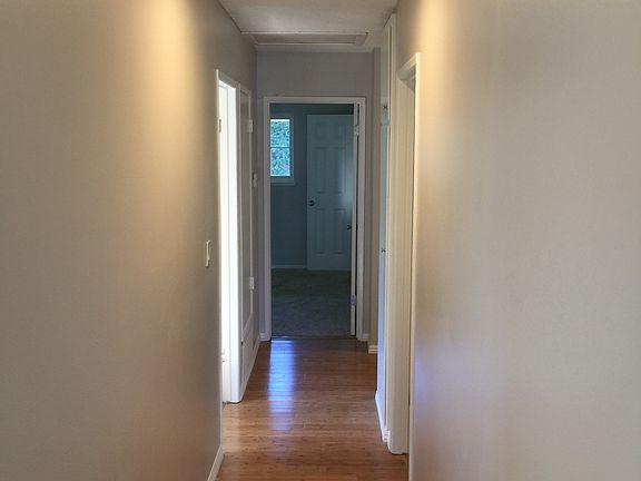 Hallway (toward bedroom 1)