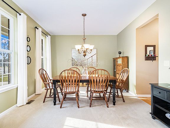 4th image of 1112 Northside Dr