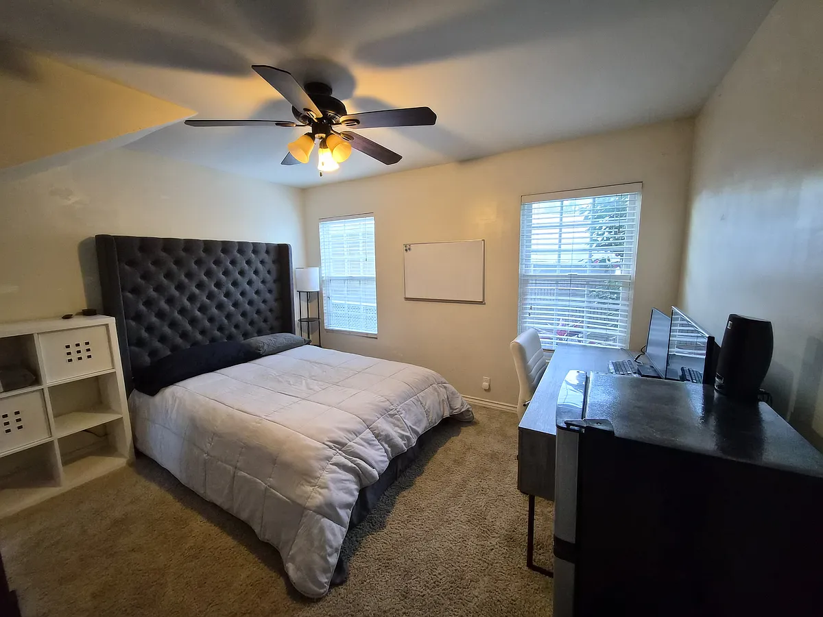 Furnished bedroom. - 3331 Oregon Ave