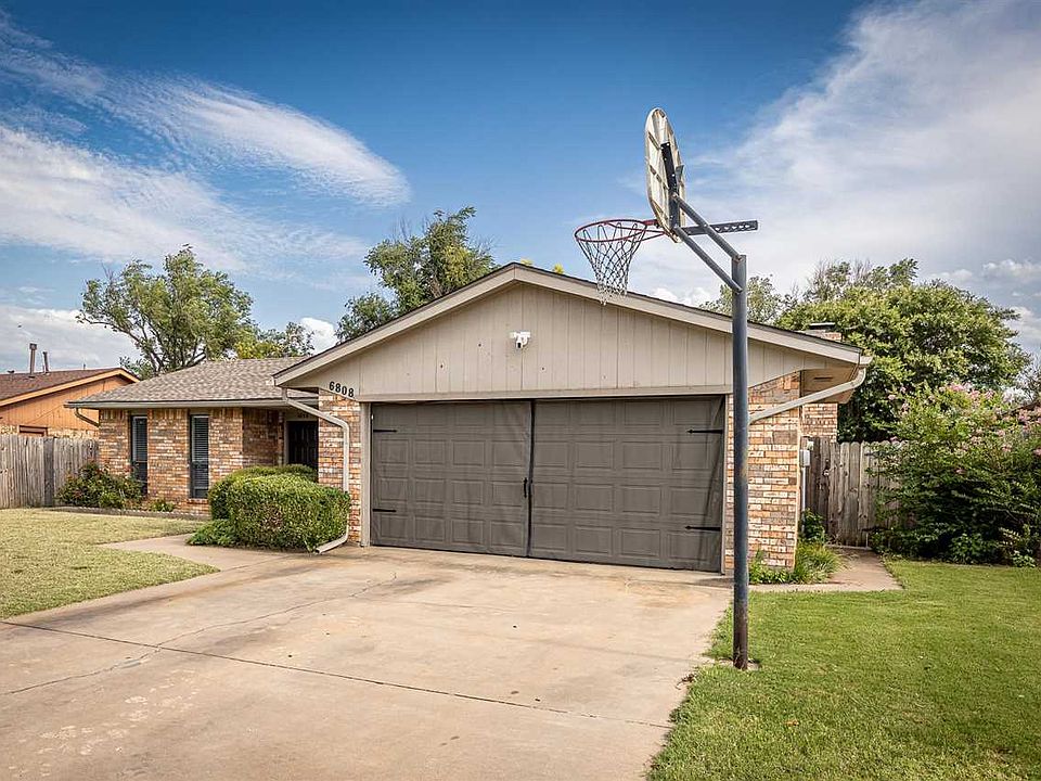 1st image of 6808 NW Willow Creek Dr