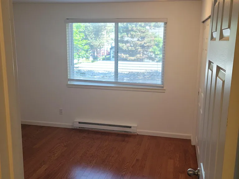 11109 NE 124th Ln #B205 — Photo 6