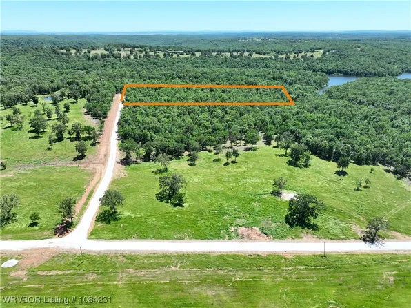 26 Blake Cir, Vian, OK 74962