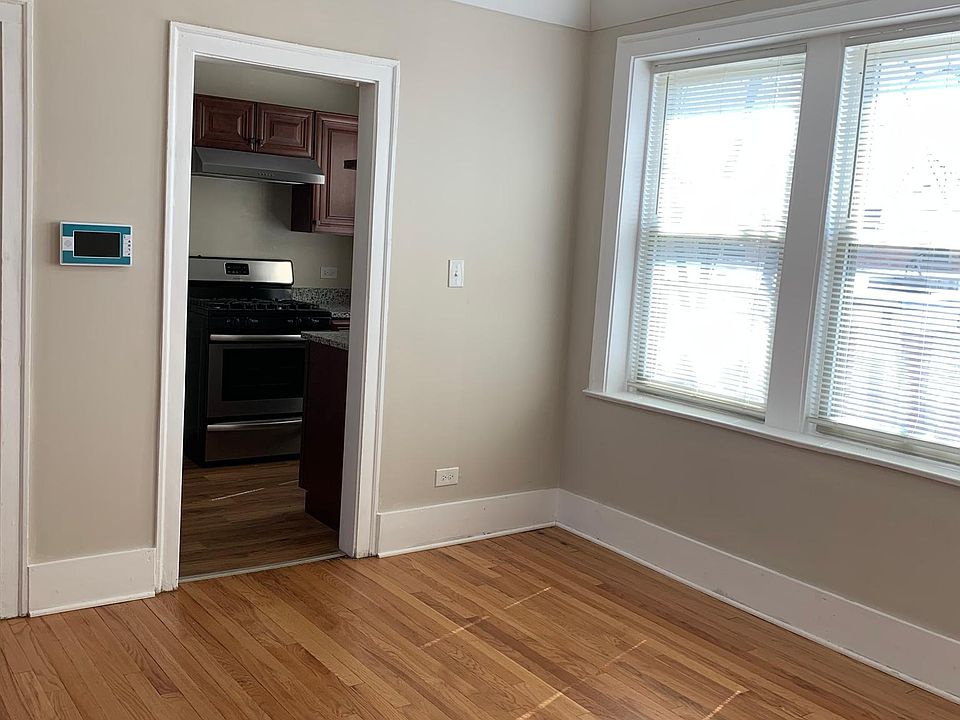 1st image of 4739 Washington St #3