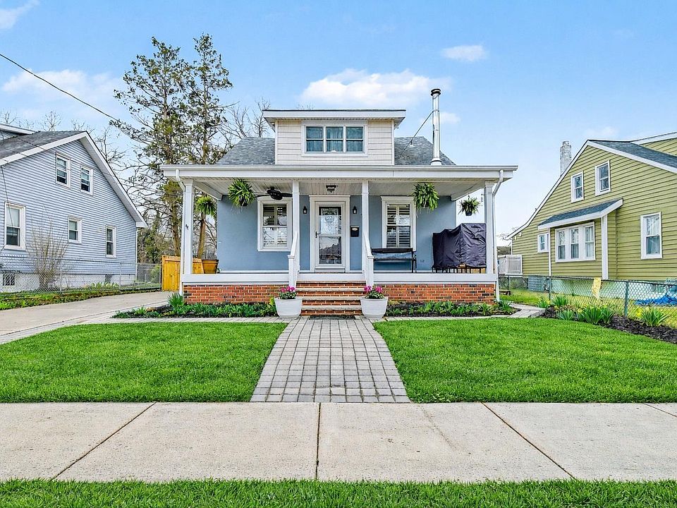 1st image of 44 Franklin Ave