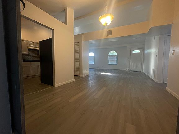 2nd image of 3606 Avenue G