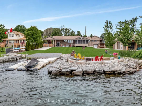 1632 Old Highway 2 Hwy, Quinte West, ON K8N 4Z2