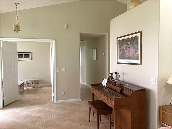 3rd image of 7904 Mansfield Hollow Rd