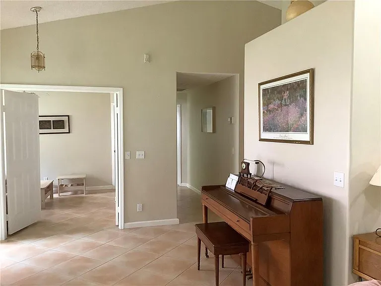 7904 Mansfield Hollow Rd — Photo 3