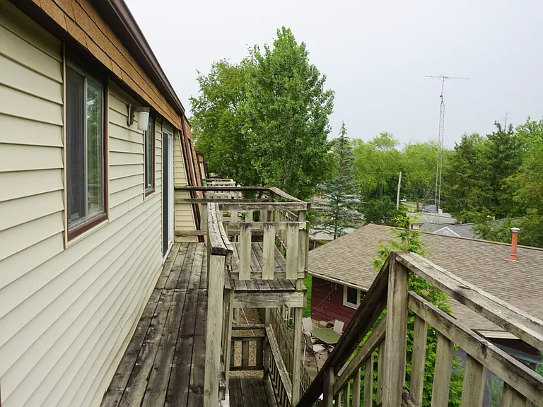 Carriage Hill Apartments — Photo 14
