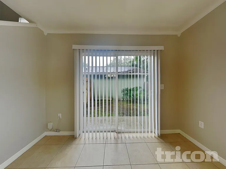 7503 Leon Ave — Photo 4