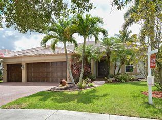 5661 NW 108th Ter, Coral Springs, FL 33076