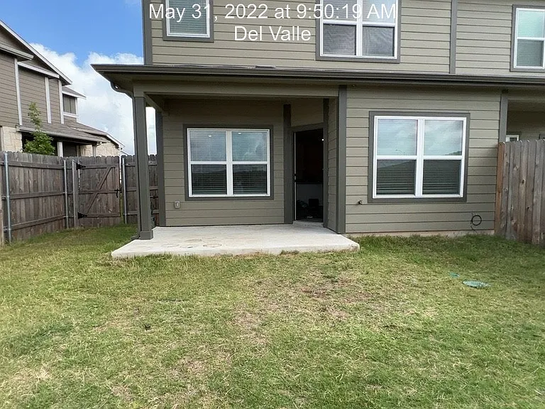 15209 Spruce Frost Cv #B — Photo 27