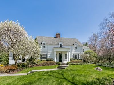 106 Inwood Rd, Darien, CT, 06820