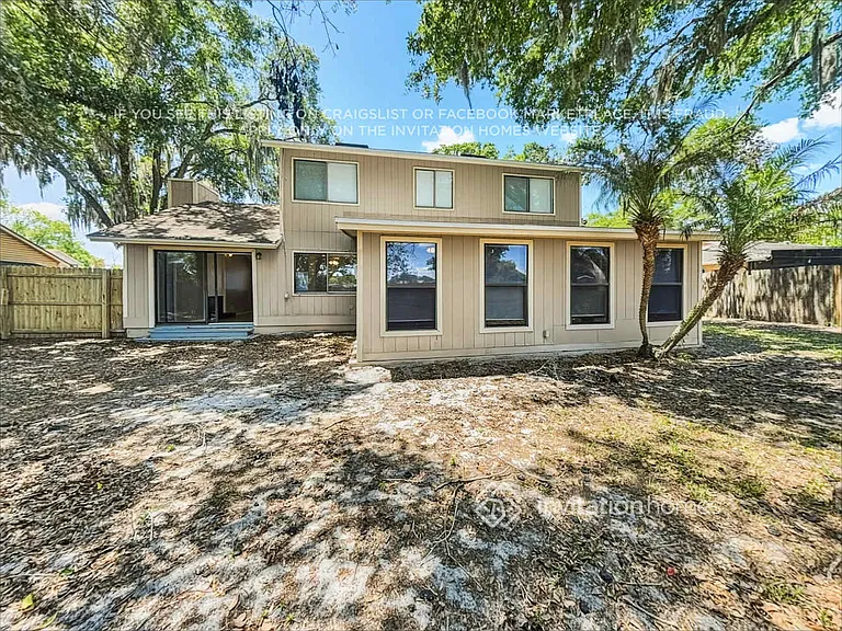 951 Waverly Dr — Photo 19