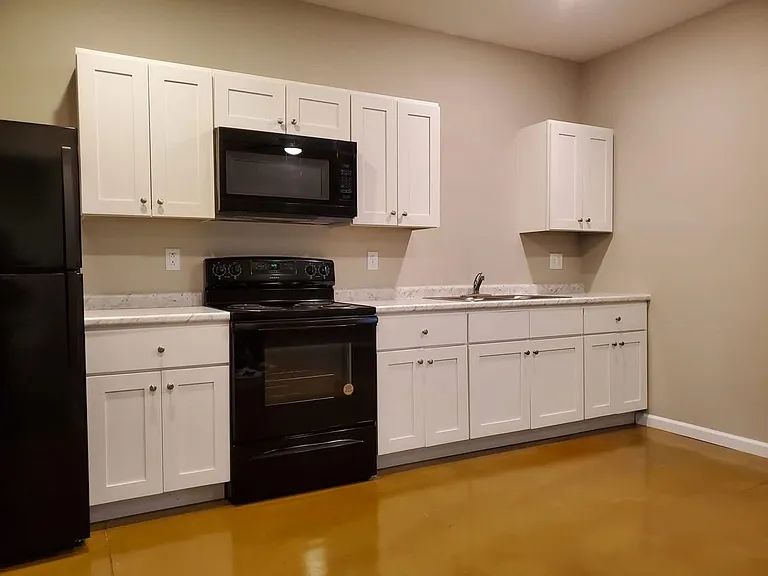 219 Cane Creek Ln #104 — Photo 2