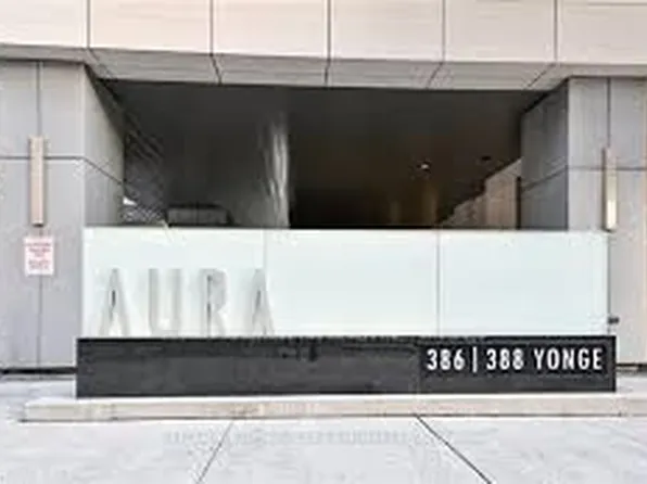 386 Yonge St #713, Toronto, ON M5B 0A5
