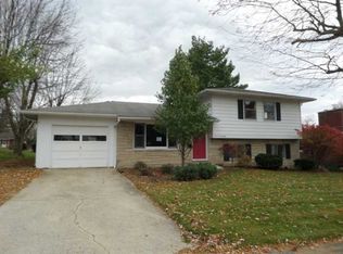 528 Hillcrest Dr, Bellefontaine, OH