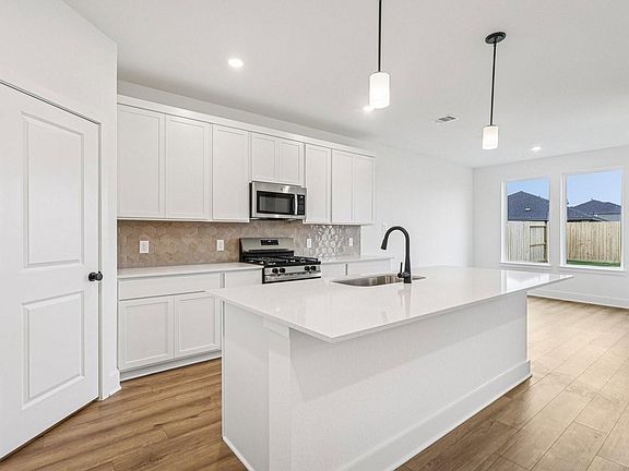 7th image of this home