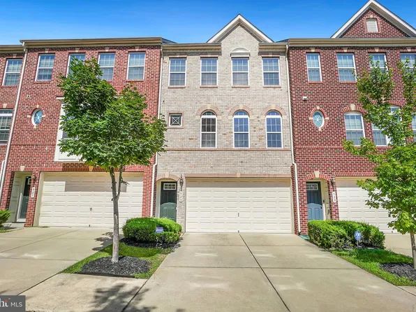 925 Hall Station Dr, Bowie, MD 20721