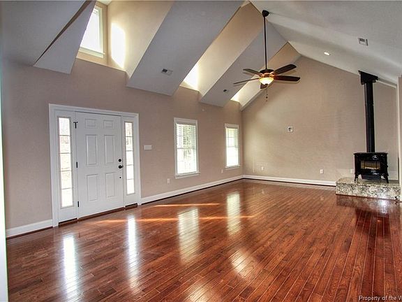 4th image of 3347 Vaidens Ct