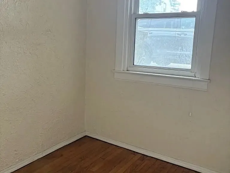 847 Hannah Ave #1RB — Photo 13