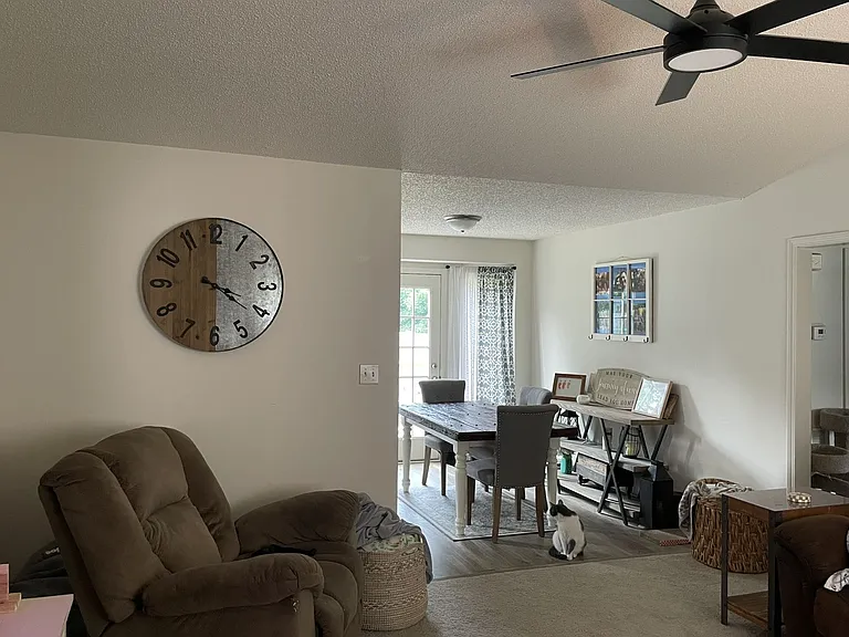611 Woodhaven Dr — Photo 9