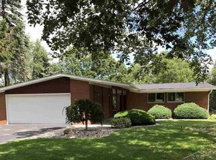 3784 N River Rd, Freeland, MI 48623