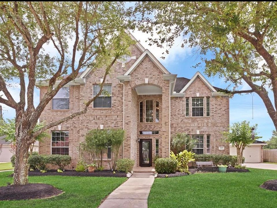 1st image of 3907 Rayburn Lake Ct