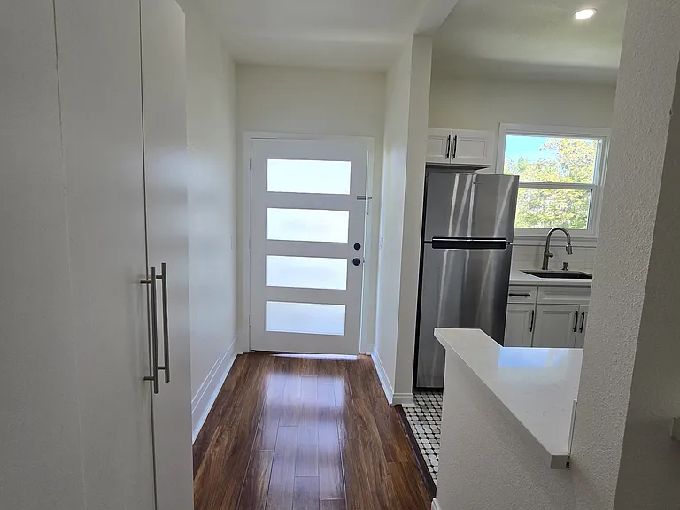 2492 B St #2B — Photo 8