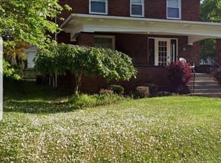 135 5th St NE, North Canton, OH 44720