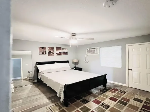 7813 Detroit St #9, Houston, TX 77017