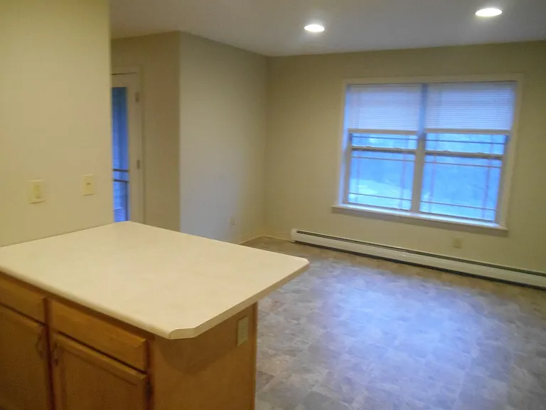 Willow Wood Apartment Homes — Photo 44