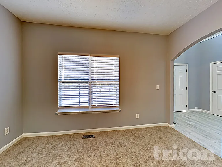 209 Greenland Ct — Photo 5