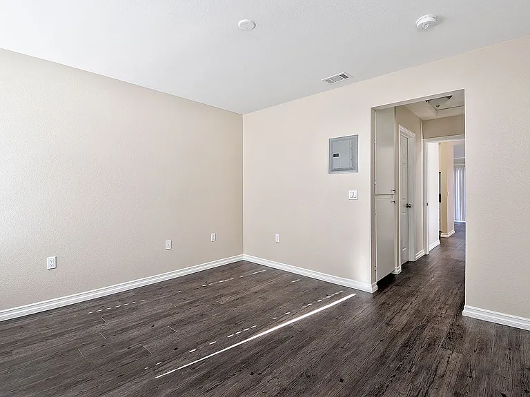 Fairway Manor Apartment Homes Bedroom