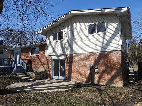 3rd image of 2713 Dana Ave