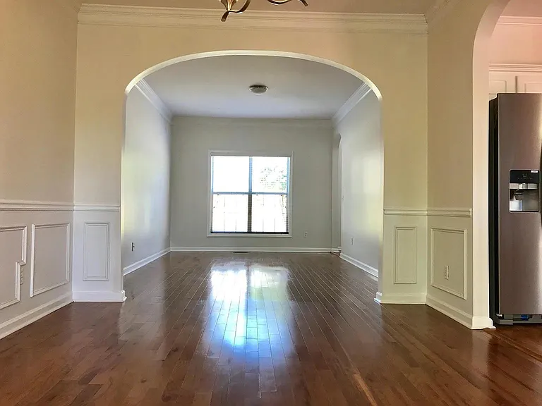 3911 McGuire Way NW — Photo 3