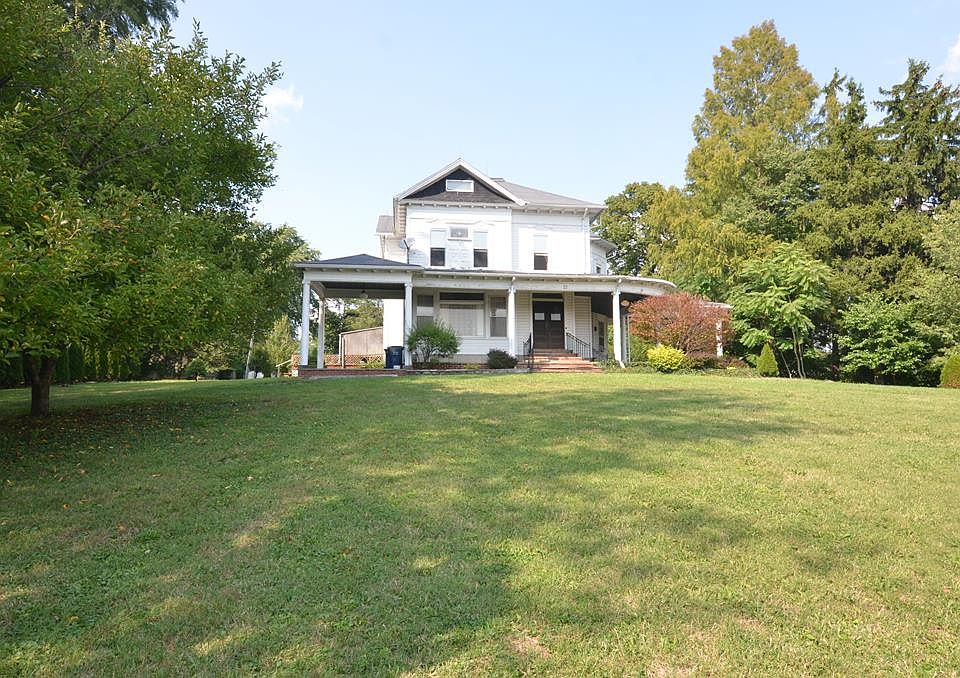 1st image of 23 Marvin Ave