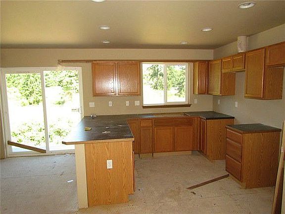 2nd image of 10201 55th Ave E