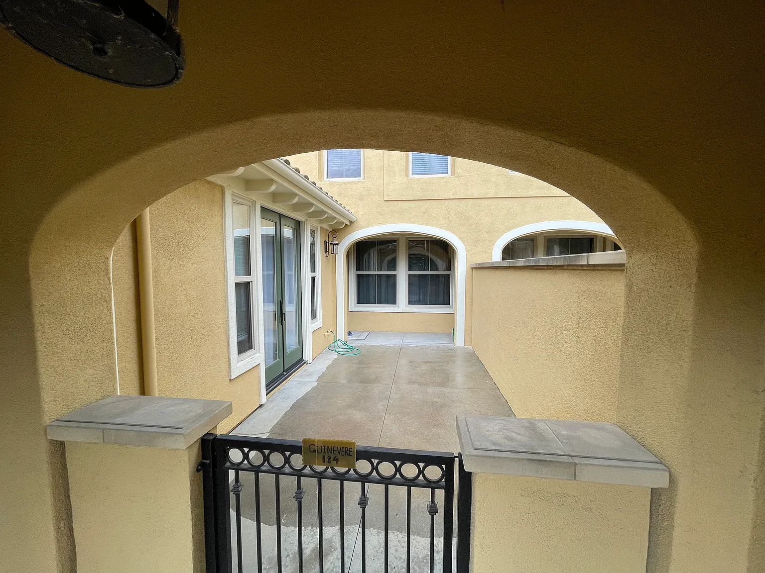3 bed, 2.5 bath, 1750 sqft, $4,500 — Photo 2