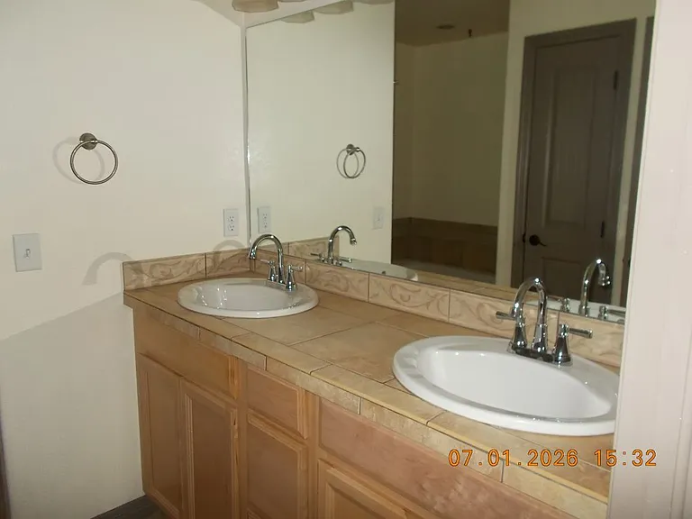 105 Cinnamon Dr #1 — Photo 13