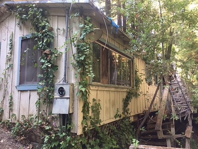 1st image of 383 Hillside Dr