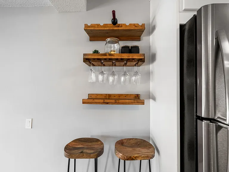 160 Burkhall St #212 — Photo 9
