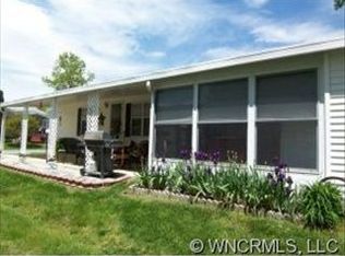 109 Harbor Rd, Hendersonville, NC 28792