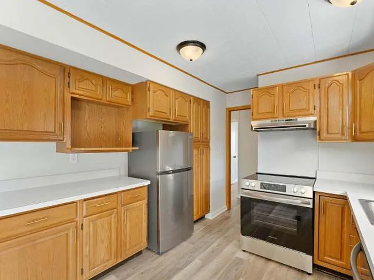 21 Huntington Ln — Photo 7